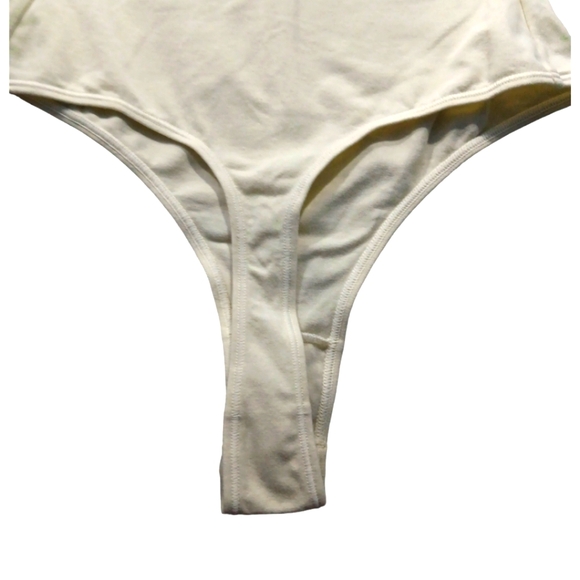 SKIMS Short Sleeve Thong Cotton Jersey Bodysuit SZ Small - Picture 5 of 8